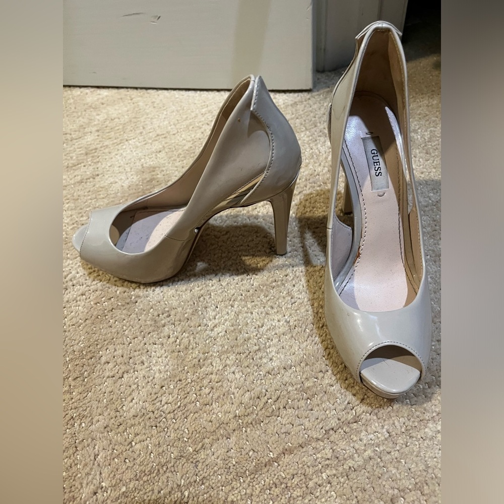 Guess Nude heel